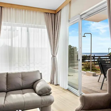 Palma - Am Fuer 6 Personen By Interhome 펜션 풀라