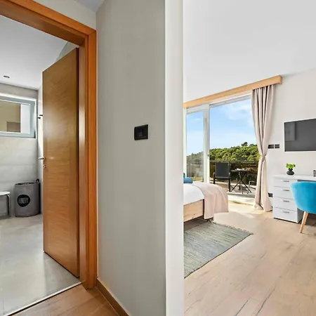 Palma - Am Fuer 6 Personen By Interhome * 풀라